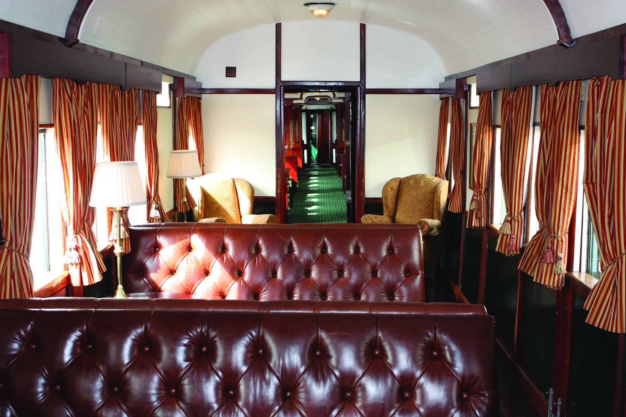 Lounge car po večerji
