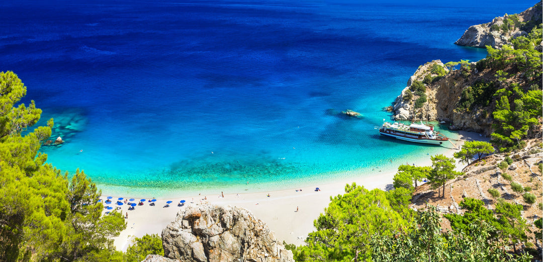 The Luxury of Greece: Why the Ultimate Luxury Is How You Feel
