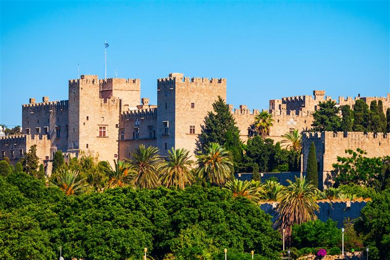 Discover 7 Reasons to Choose Rhodes for Your Summer Holidays in Greece