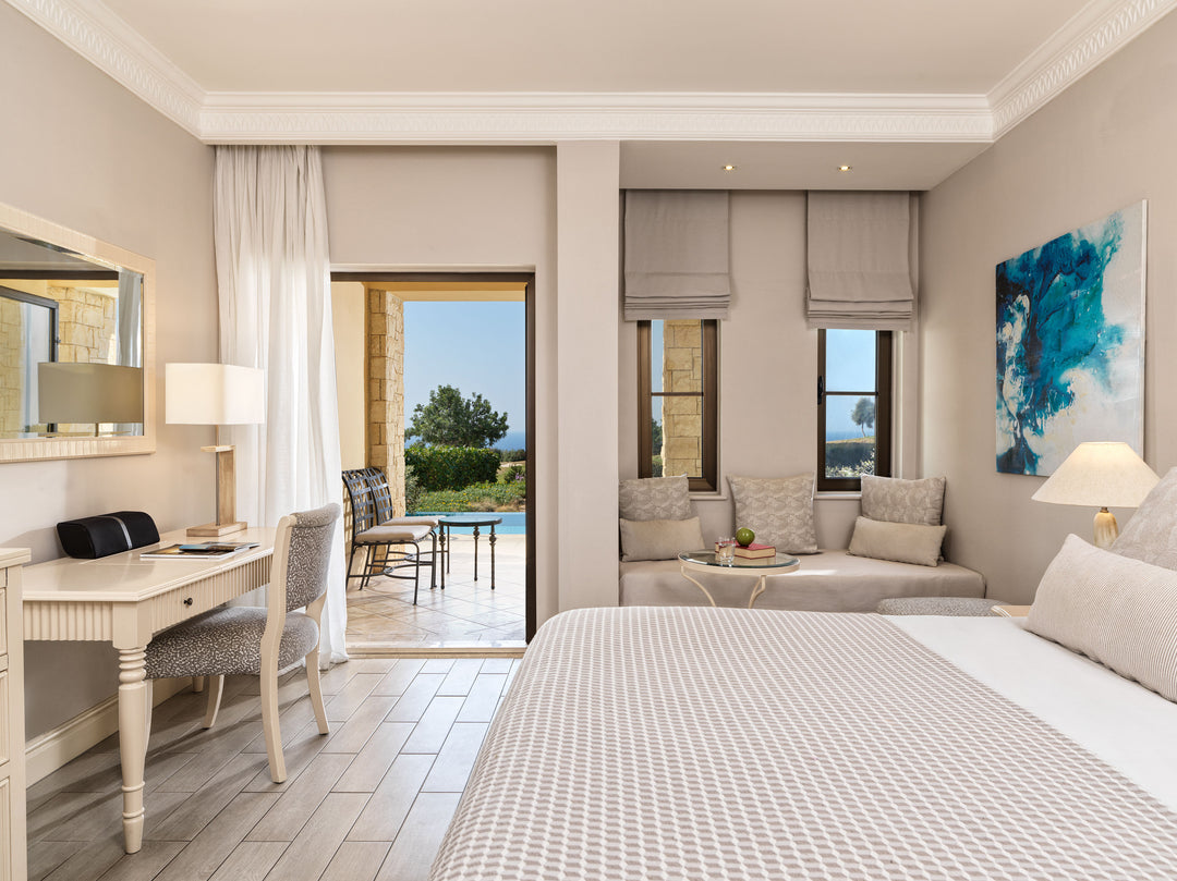 Aphrodite Hills Hotel